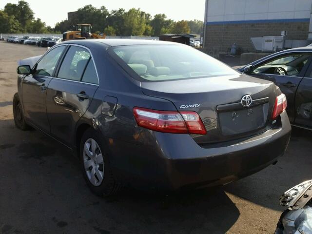 4T1BE46KX8U765422 - 2008 TOYOTA CAMRY GRAY photo 3