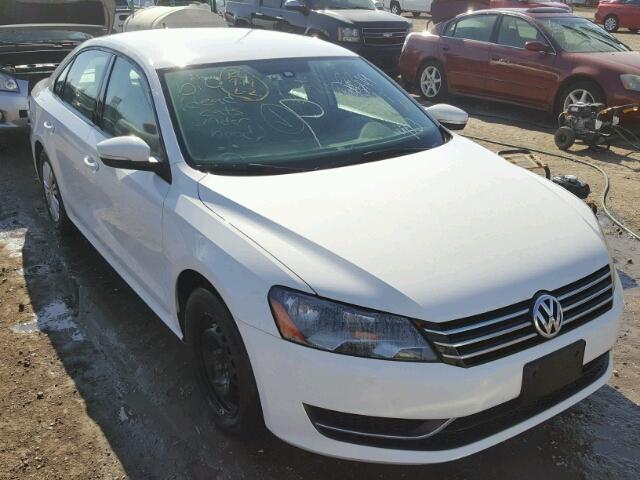 1VWAS7A33FC102123 - 2015 VOLKSWAGEN PASSAT S Weiß Foto 1