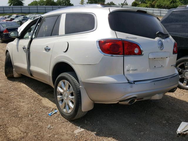 5GAKRCED5BJ389809 - 2011 BUICK ENCLAVE CX WHITE photo 3