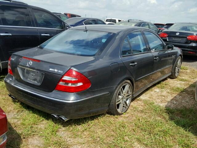 WDBUF76J44A570946 - 2004 MERCEDES-BENZ E CHARCOAL photo 4