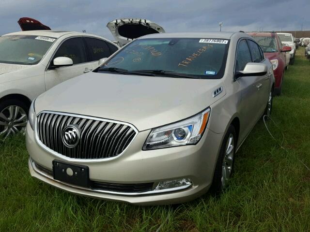 1G4GA5G38GF133147 - 2016 BUICK LACROSSE SILVER photo 2