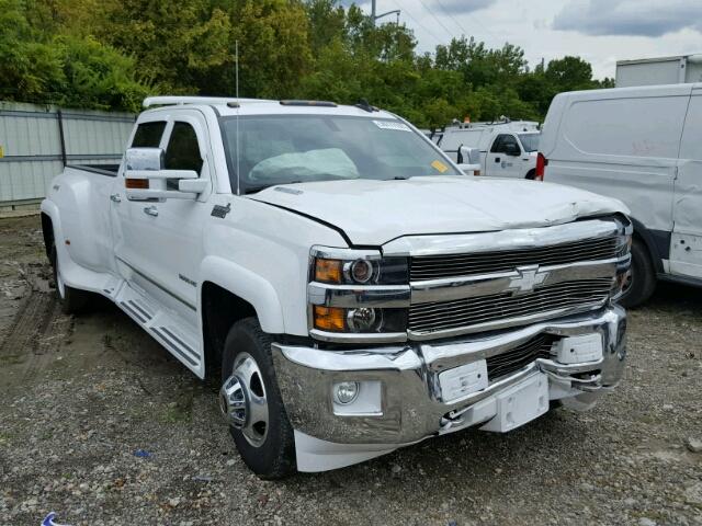 1GC4K0C88FF655879 - 2015 CHEVROLET SILVERADO WHITE photo 1