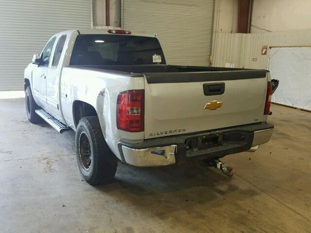 1GCRKSE7XDZ265450 - 2013 CHEVROLET SILVERADO SILVER photo 3