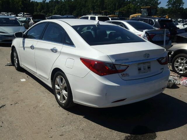 5NPEC4AC0BH192085 - 2011 HYUNDAI SONATA SE WHITE photo 3