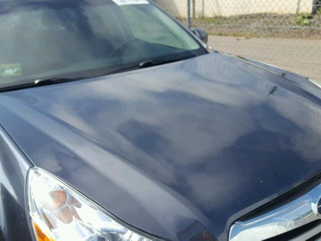 4S4BRCCC3B3369132 - 2011 SUBARU OUTBACK GRAY photo 9