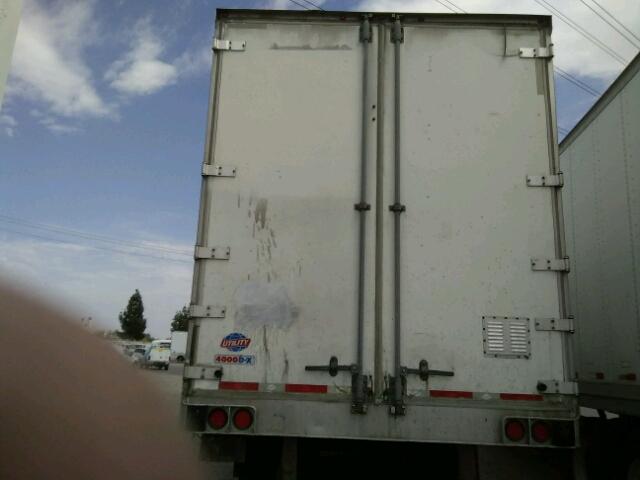 1UYVS25389G700515 - 2009 UTILITY TRAILER WHITE photo 5