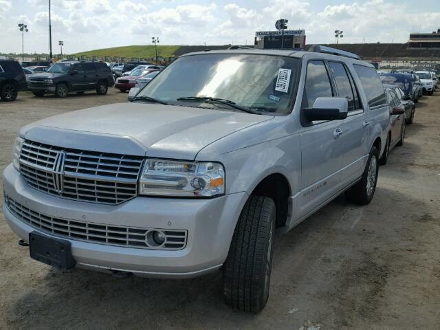 5LMJJ3H58AEJ03229 - 2010 LINCOLN NAVIGATOR Srebrny zdjęcie 2