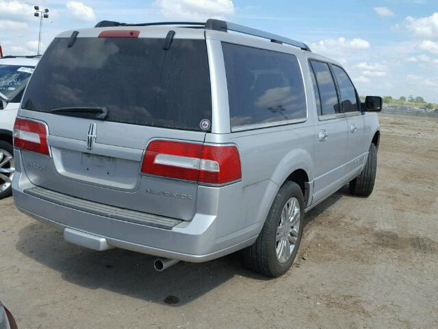 5LMJJ3H58AEJ03229 - 2010 LINCOLN NAVIGATOR Srebrny zdjęcie 4