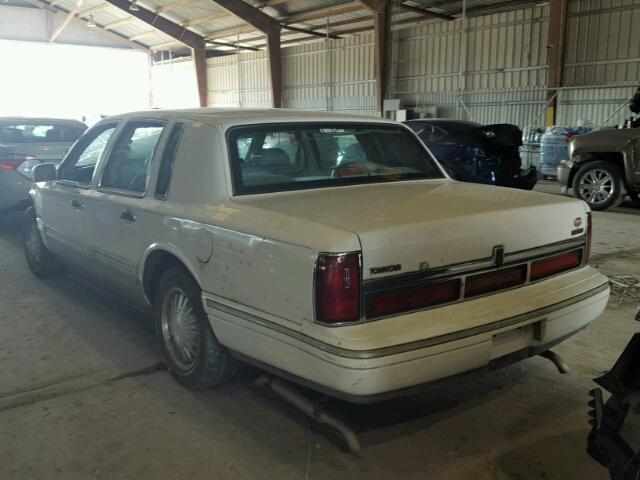 1LNLM82W8VY603851 - 1997 LINCOLN TOWN CAR S WHITE photo 3