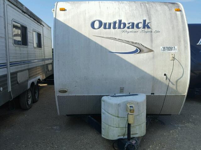 4YDT29528BB452241 - 2011 OTHR OUTBACK WHITE photo 2