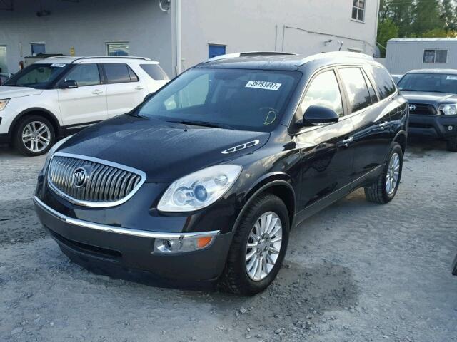 5GAKRBED0CJ153211 - 2012 BUICK ENCLAVE BLACK photo 2