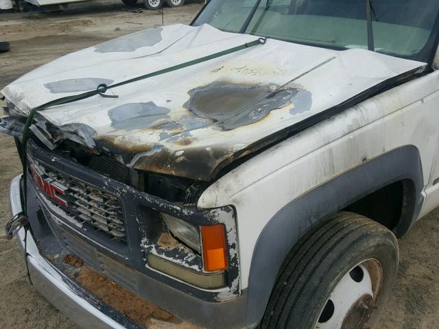 1GDKC34J3YF434647 - 2000 GMC SIERRA C35 WHITE photo 9