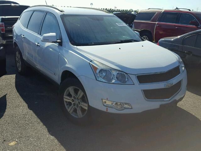 1GNLRGED0AS135306 - 2010 CHEVROLET TRAVERSE L WHITE photo 1