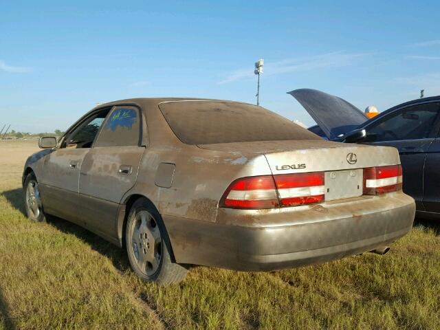 JT1BP28G5Y0263521 - 2000 LEXUS ES 300 SILVER photo 3