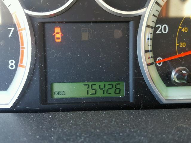 KL1TD66E39B669024 - 2009 CHEVROLET AVEO LS SILVER photo 8