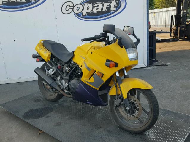 JKAEXMF162A088195 - 2002 KAWASAKI EX250 F YELLOW photo 1