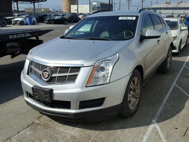 3GYFNGEY3BS674748 - 2011 CADILLAC SRX SILVER photo 2