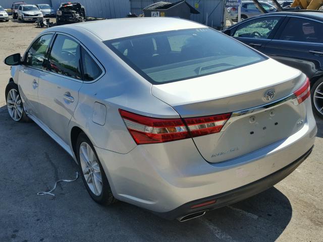 4T1BK1EB7DU046230 - 2013 TOYOTA AVALON BAS Silber Foto 3