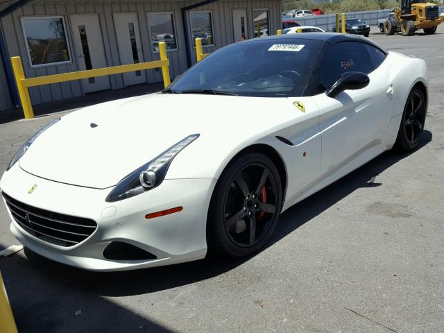 ZFF77XJA4G0214849 - 2016 FERRARI CALIFORNIA WHITE photo 2