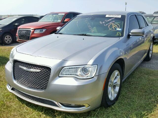 2C3CCAAG0FH807049 - 2015 CHRYSLER 300 LIMITE SILVER photo 2