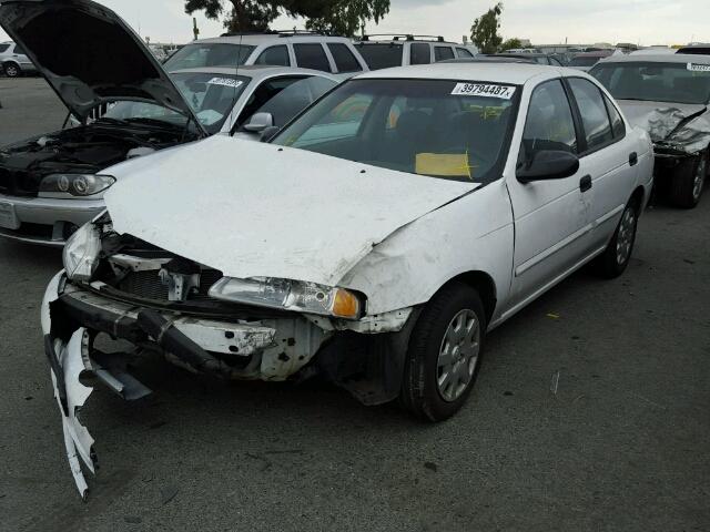 3N1CB51DX2L582056 - 2002 NISSAN SENTRA WHITE photo 2