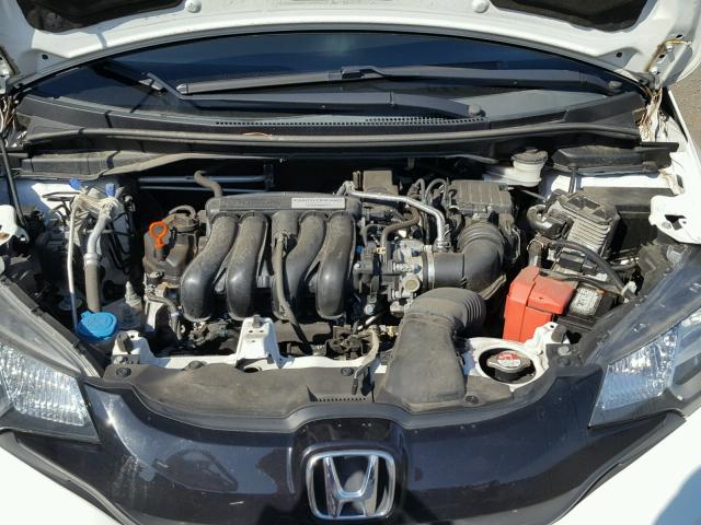 3HGGK5H56FM737247 - 2015 HONDA FIT LX WHITE photo 7