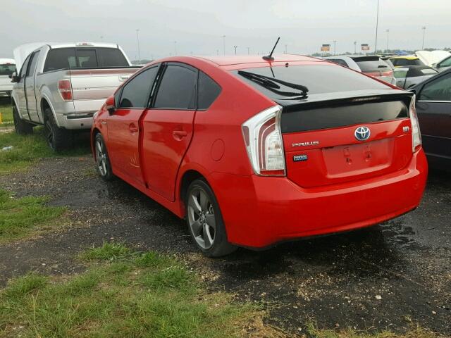 JTDKN3DU3F0427660 - 2015 TOYOTA PRIUS RED photo 3