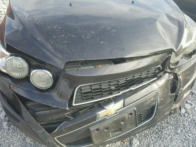 1G1JA5SHXD4254890 - 2013 CHEVROLET SONIC LS GREEN photo 9