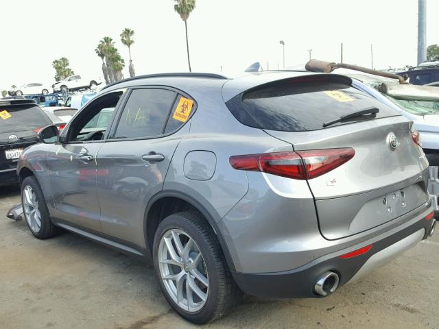 ZASFAKNN6J7B61220 - 2018 ALFA ROMEO STELVIO TI GRAY photo 3