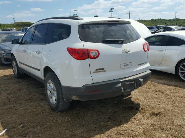 1GN1REED1AS116090 - 2010 CHEVROLET TRAVERSE WHITE photo 3