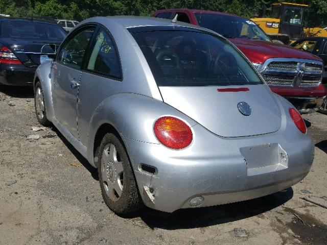 3VWDD21C4YM431229 - 2000 VOLKSWAGEN NEW BEETLE 灰色 照片 3