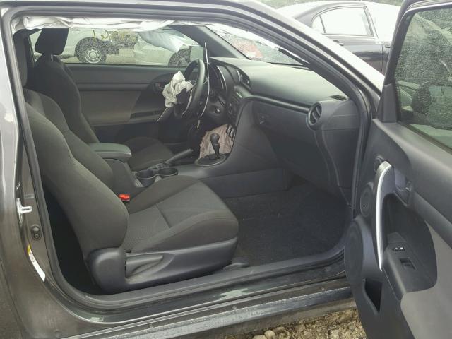 JTKJF5C76D3048608 - 2013 TOYOTA SCION TC 灰色 照片 5