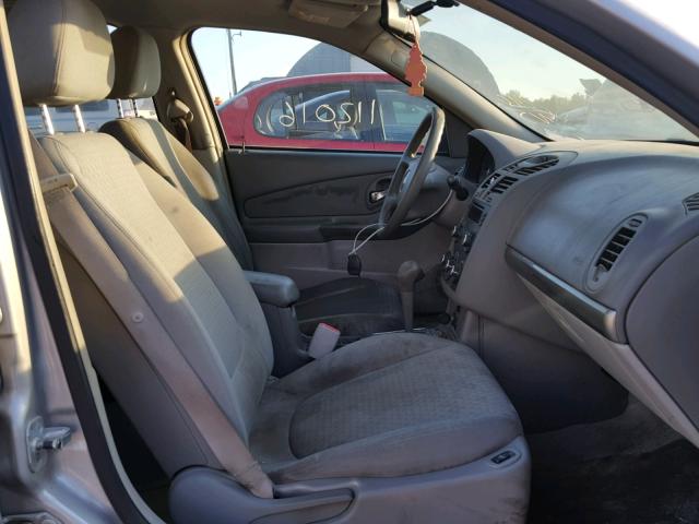 1G1ZS58N68F148248 - 2008 CHEVROLET MALIBU LS Gümüş foto 5