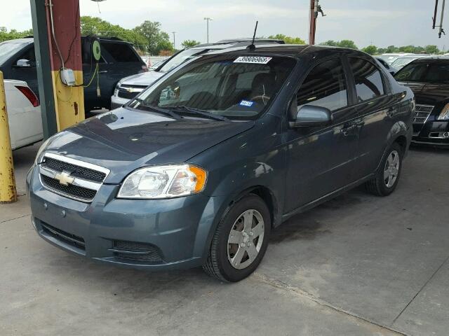 KL1TD5DE6BB137429 - 2011 CHEVROLET AVEO LS GREEN photo 2