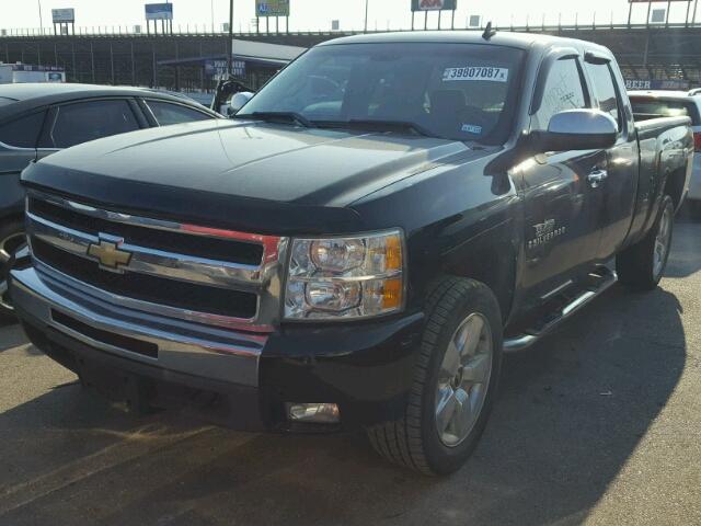 1GCEC29J09Z202267 - 2009 CHEVROLET SILVERADO BLACK photo 2