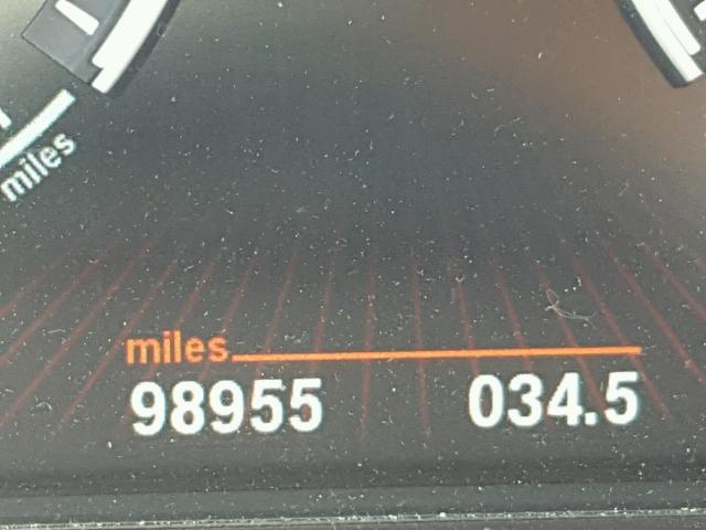 WBAKC8C58BC432341 - 2011 BMW 750XIA WHITE photo 8