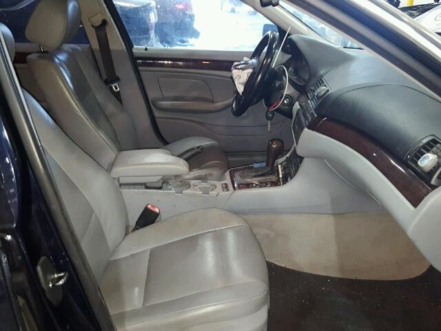 WBAEN33475PC13906 - 2005 BMW 325 IT BLUE photo 5