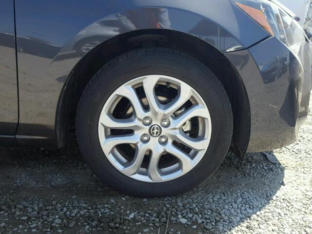 3MYDLBZV6GY128893 - 2016 TOYOTA SCION IA GRAY photo 9