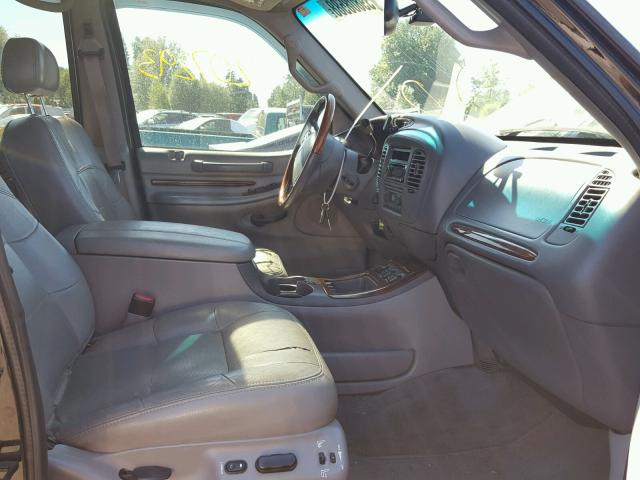 5LMFU28R42LJ15966 - 2002 LINCOLN NAVIGATOR 黑色 照片 5