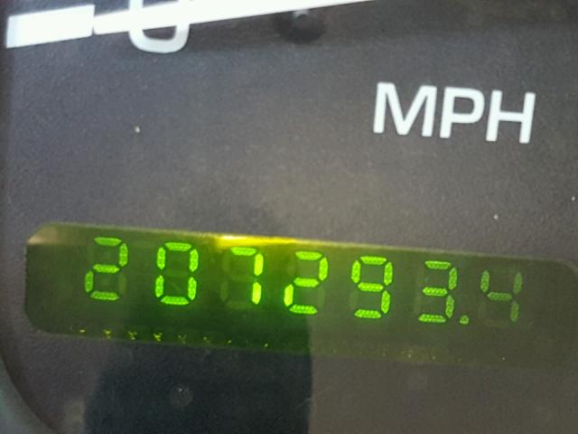 5LMFU28R42LJ15966 - 2002 LINCOLN NAVIGATOR 黑色 照片 8