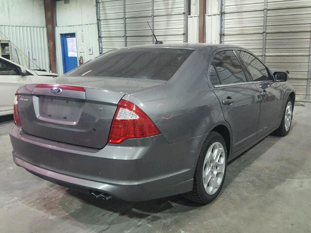 3FAHP0HA1AR410454 - 2010 FORD FUSION SE GRAY photo 4