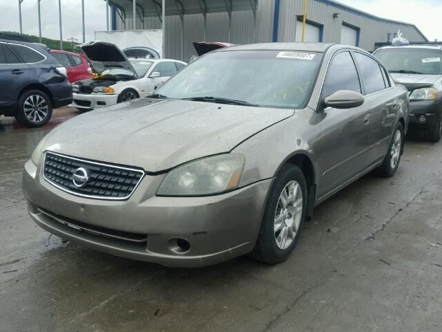 1N4AL11D45C377090 - 2005 NISSAN ALTIMA S TAN photo 2