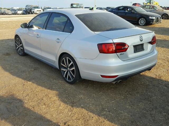 3VW567AJ8DM275636 - 2013 VOLKSWAGEN JETTA GLI SILVER photo 3