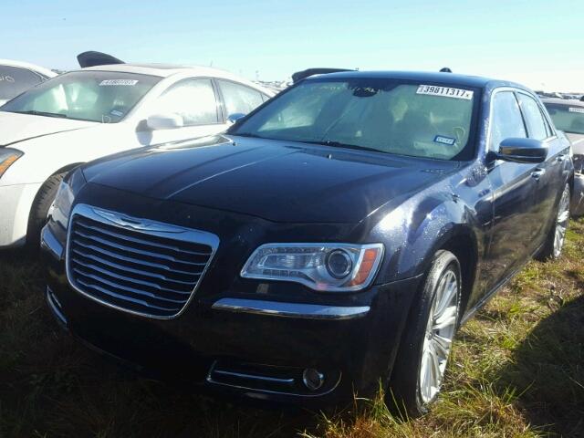 2C3CA6CTXBH518140 - 2011 CHRYSLER 300C BLUE photo 2