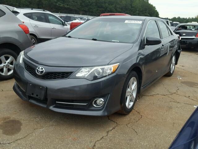 4T1BF1FK3CU192237 - 2012 TOYOTA CAMRY BASE GRAY photo 2