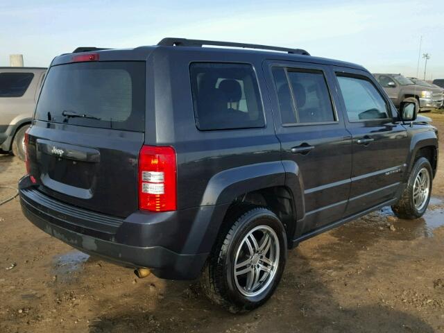 1C4NJPBA6ED545394 - 2014 JEEP PATRIOT GRAY photo 4