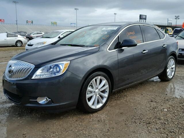 1G4PS5SK0G4153092 - 2016 BUICK VERANO GRAY photo 2