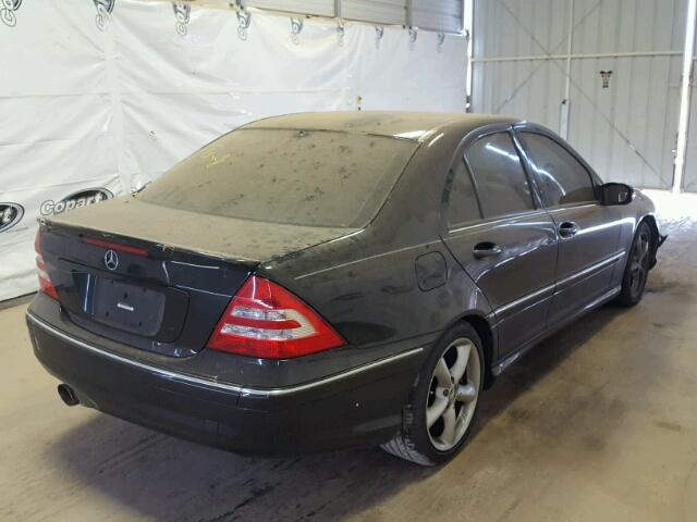 WDBRF52H26A886152 - 2006 MERCEDES-BENZ C GENERATI BLACK photo 4