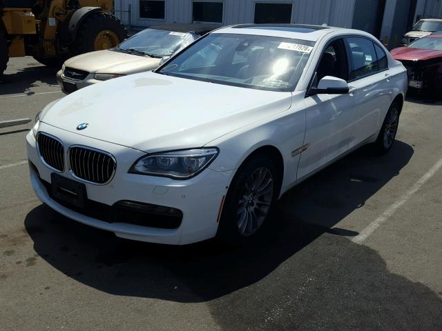 WBAYF8C53DD140725 - 2013 BMW 750LI XDRI WHITE photo 2