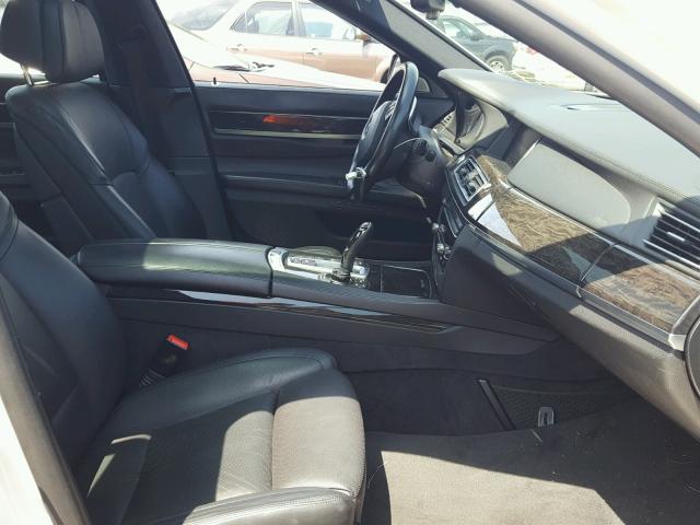 WBAYF8C53DD140725 - 2013 BMW 750LI XDRI WHITE photo 5